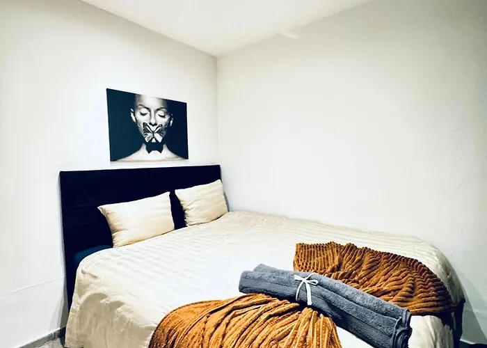 Affordable 5br Apt, Ideal For Groups & Families Apartmán *