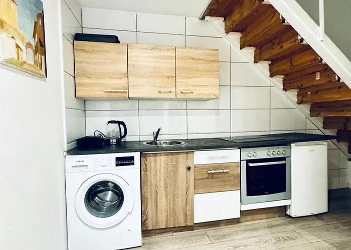 Affordable 5br Apt, Ideal For Groups & Families *