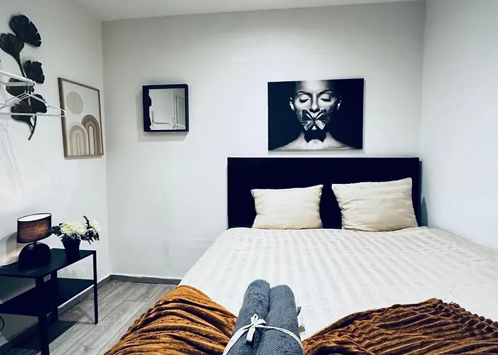 Apartmán Affordable 5br Apt, Ideal For Groups & Families *